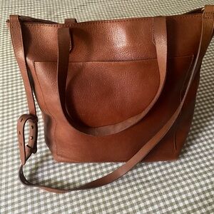 Madewell Zip Essential Tote